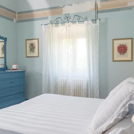 Poggiolo Country house *